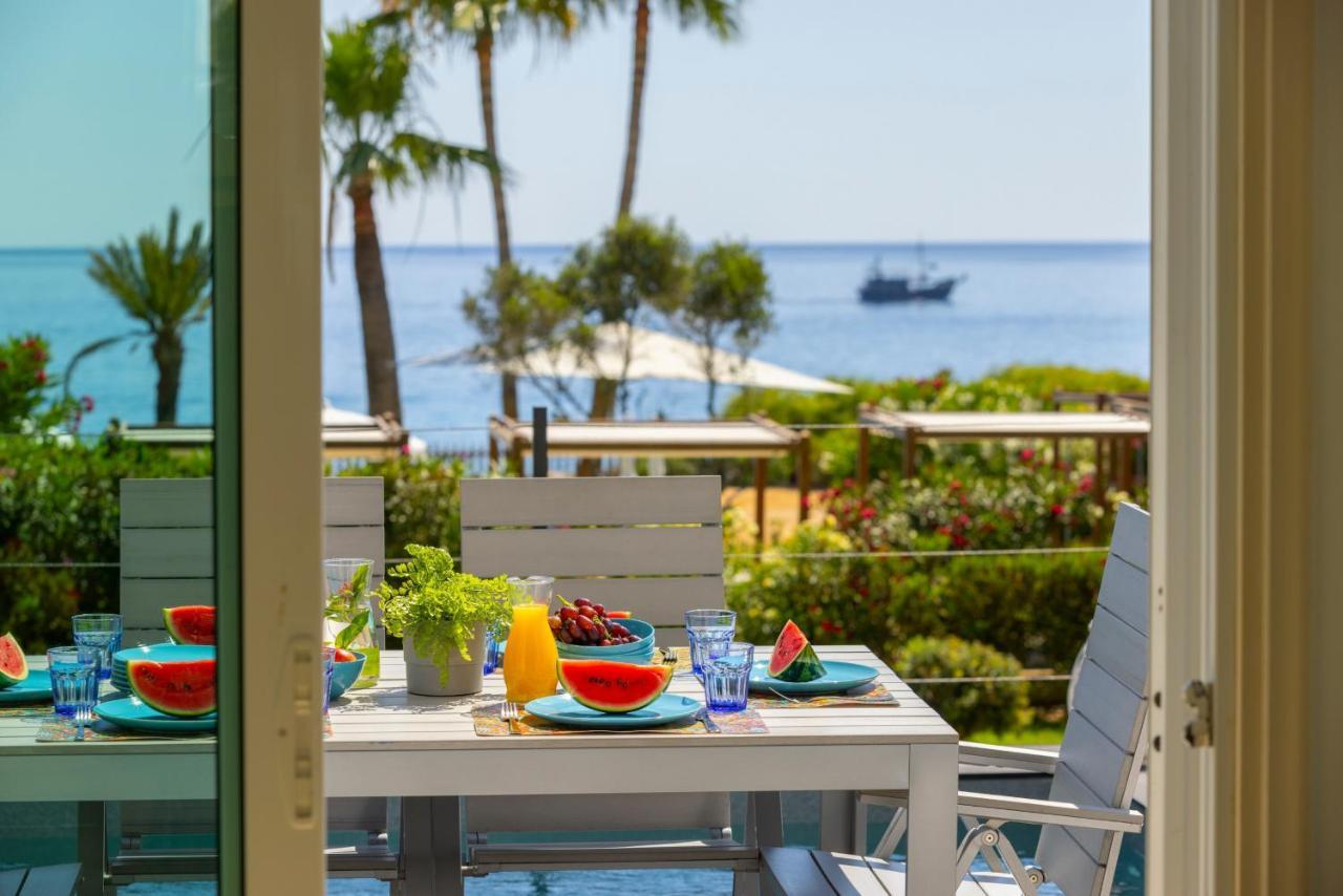 Protaras Sunrise Zen Seafront Villa Dış mekan fotoğraf